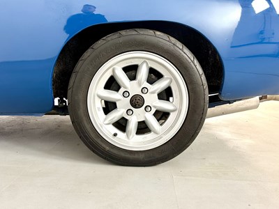 Lot 38 - 1977 MG Roadster V8