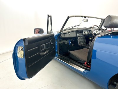Lot 38 - 1977 MG Roadster V8