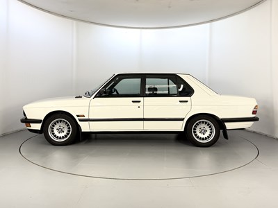 Lot 28 - 1987 BMW 525 E Lux