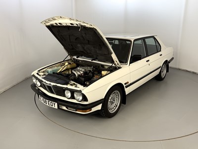 Lot 28 - 1987 BMW 525 E Lux