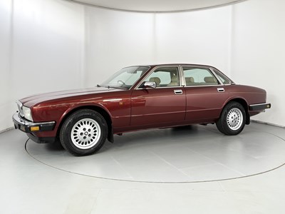 Lot 48 - 1990 Jaguar Sovereign