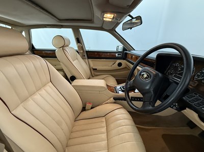 Lot 48 - 1990 Jaguar Sovereign