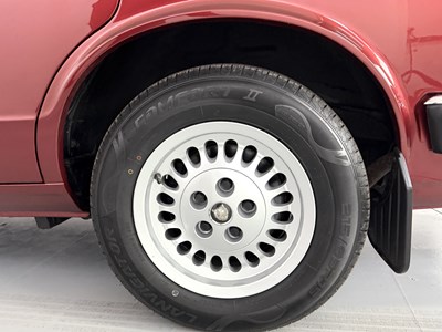 Lot 48 - 1990 Jaguar Sovereign