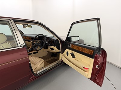 Lot 48 - 1990 Jaguar Sovereign