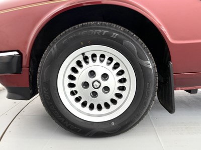 Lot 48 - 1990 Jaguar Sovereign