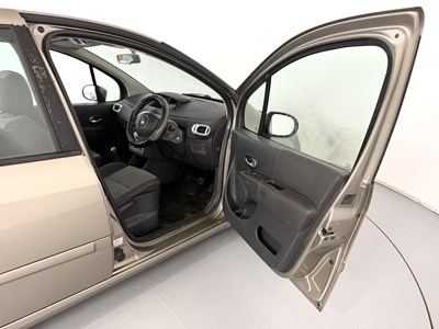 Lot 134 - 2010 Renault Modus Dynamique