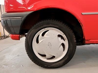 Lot 103 - 1994 Ford Fiesta Sapphire