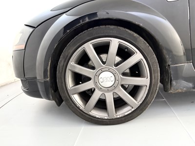 Lot 139 - 1999 Audi TT