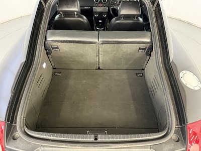 Lot 139 - 1999 Audi TT