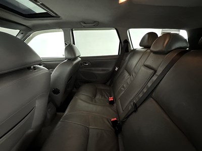Lot 147 - 1999 Ford Mondeo Ghia X