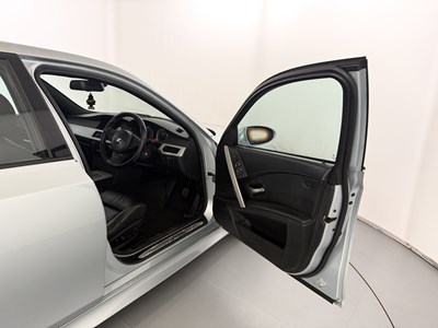 Lot 79 - 2005 BMW M5