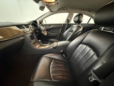 Lot 85 - 2008 Mercedes-Benz CLS320