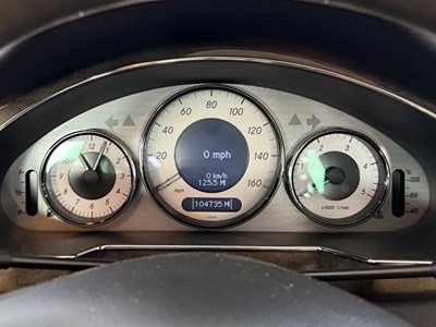 Lot 85 - 2008 Mercedes-Benz CLS320