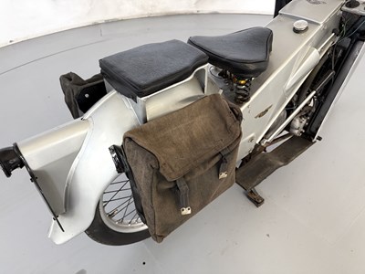 Lot 8 - 1950 Velocette LE