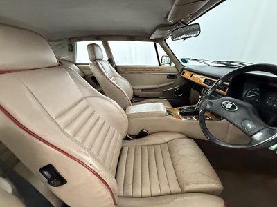 Lot 102 - 1989 Jaguar XJS