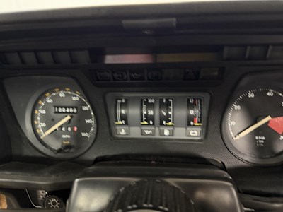 Lot 102 - 1989 Jaguar XJS