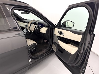Lot 87 - 2017 Range Rover Velar