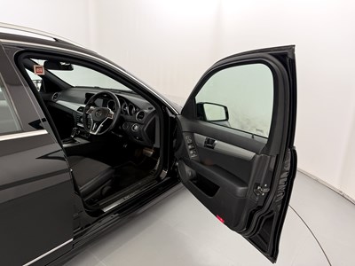 Lot 77 - 2013 Mercedes-Benz C220 AMG Sport