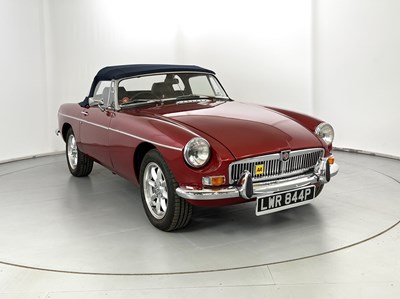 Lot 99 - 1975 MG B Roadster