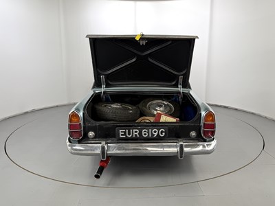 Lot 13 - 1968 Ford Corsair 2000E