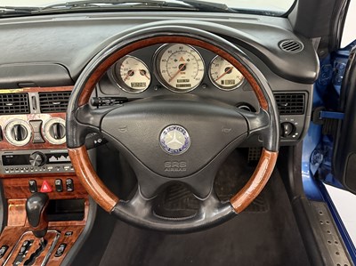 Lot 33 - 2001 Mercedes-Benz SLK 200