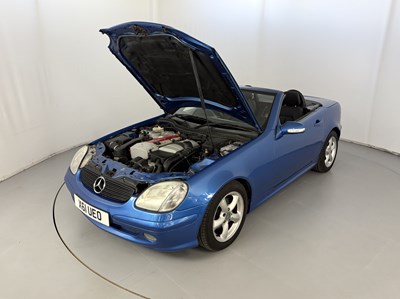 Lot 33 - 2001 Mercedes-Benz SLK 200