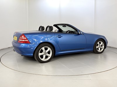 Lot 33 - 2001 Mercedes-Benz SLK 200