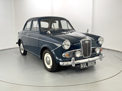 Lot 142 - 1965 Wolseley 1500