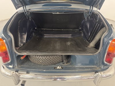 Lot 142 - 1965 Wolseley 1500