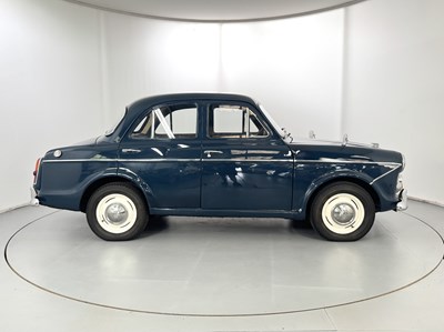 Lot 142 - 1965 Wolseley 1500