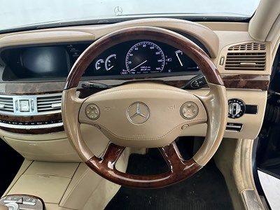 Lot 72 - 2007 Mercedes-Benz S320