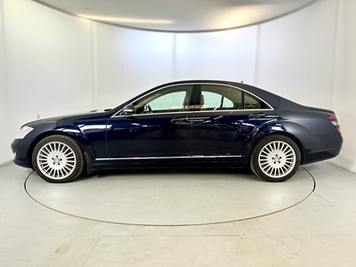 Lot 72 - 2007 Mercedes-Benz S320
