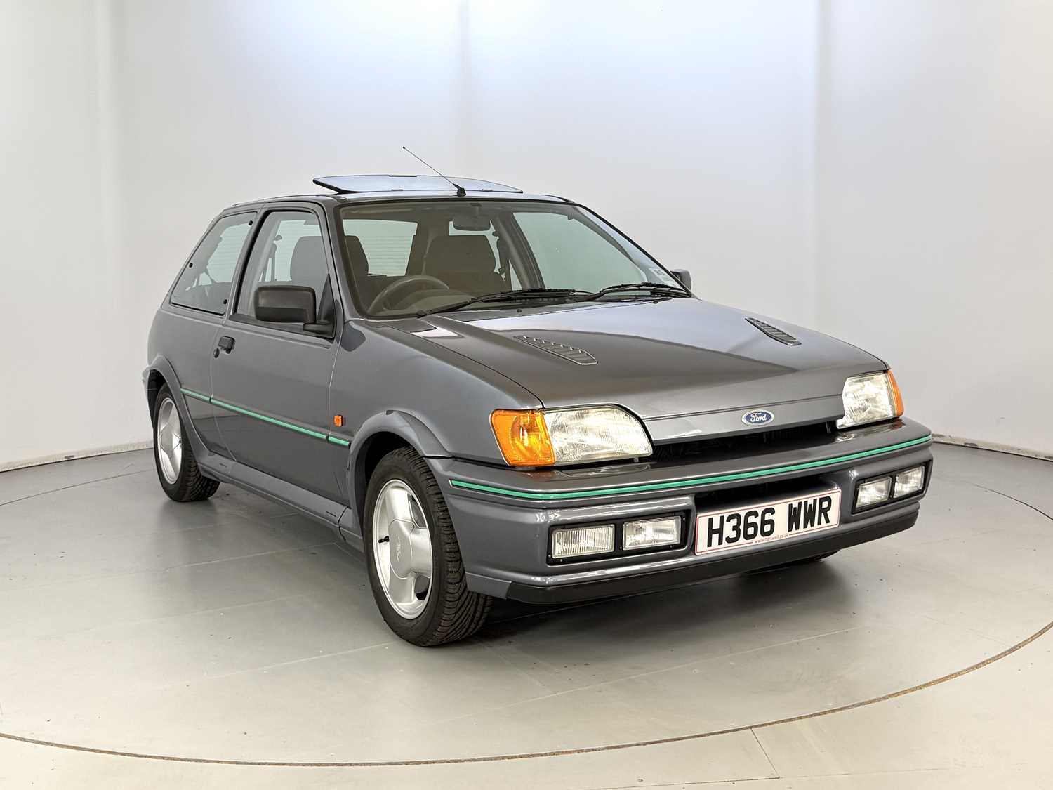 Lot 46 - 1991 Ford Fiesta RS Turbo