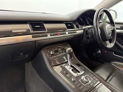 Lot 74 - 2008 Audi S8 V10