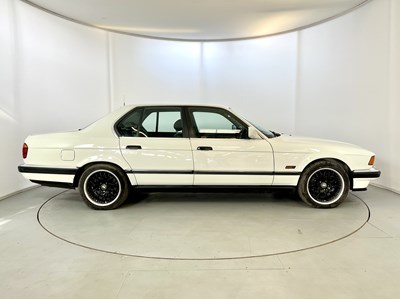 Lot 38 - 1992 BMW 735i