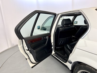 Lot 38 - 1992 BMW 735i