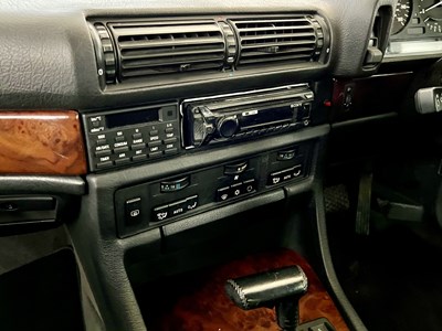 Lot 38 - 1992 BMW 735i