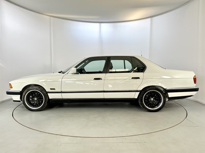 Lot 38 - 1992 BMW 735i