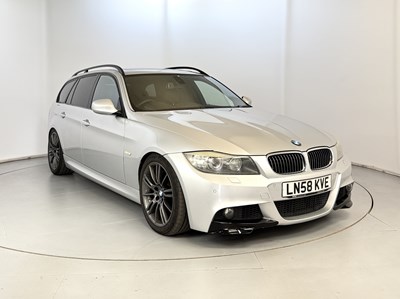 Lot 82 - 2009 BMW 335i