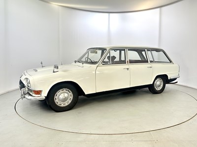 Lot 17 - 1966 Triumph 2000