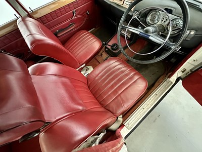 Lot 17 - 1966 Triumph 2000