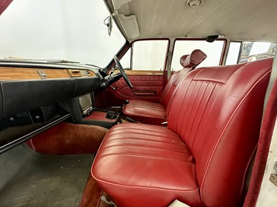 Lot 17 - 1966 Triumph 2000