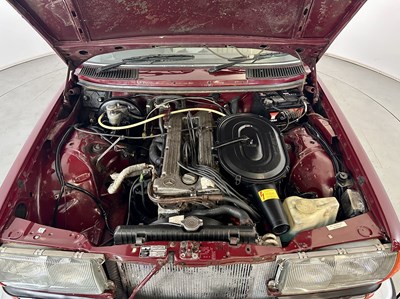Lot 123 - 1985 Mercedes-Benz 280E