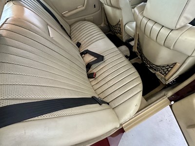 Lot 123 - 1985 Mercedes-Benz 280E