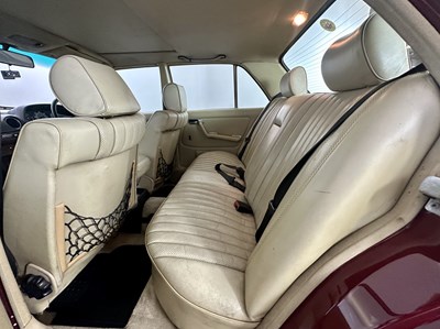 Lot 123 - 1985 Mercedes-Benz 280E