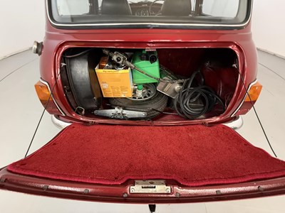 Lot 117 - 1976 Leyland Mini 1000