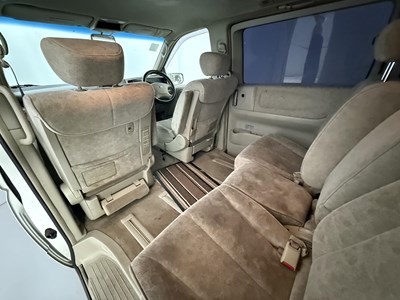Lot 129 - 2003 Nissan Elgrand