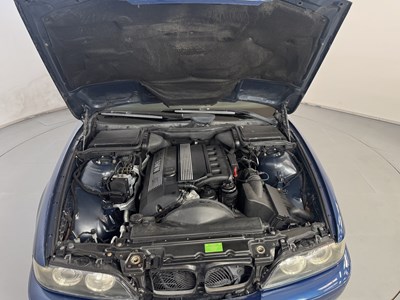 Lot 86 - 2003 BMW 520i