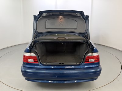Lot 86 - 2003 BMW 520i