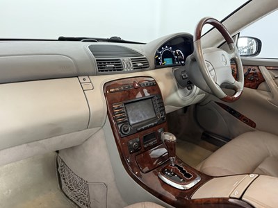 Lot 59 - 2004 Mercedes-Benz CL600